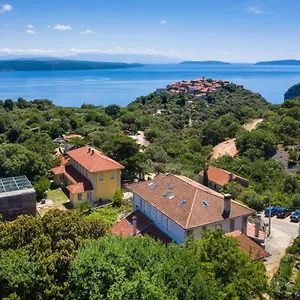 https://pansion-tramontana.primorje-gorskikotar.com